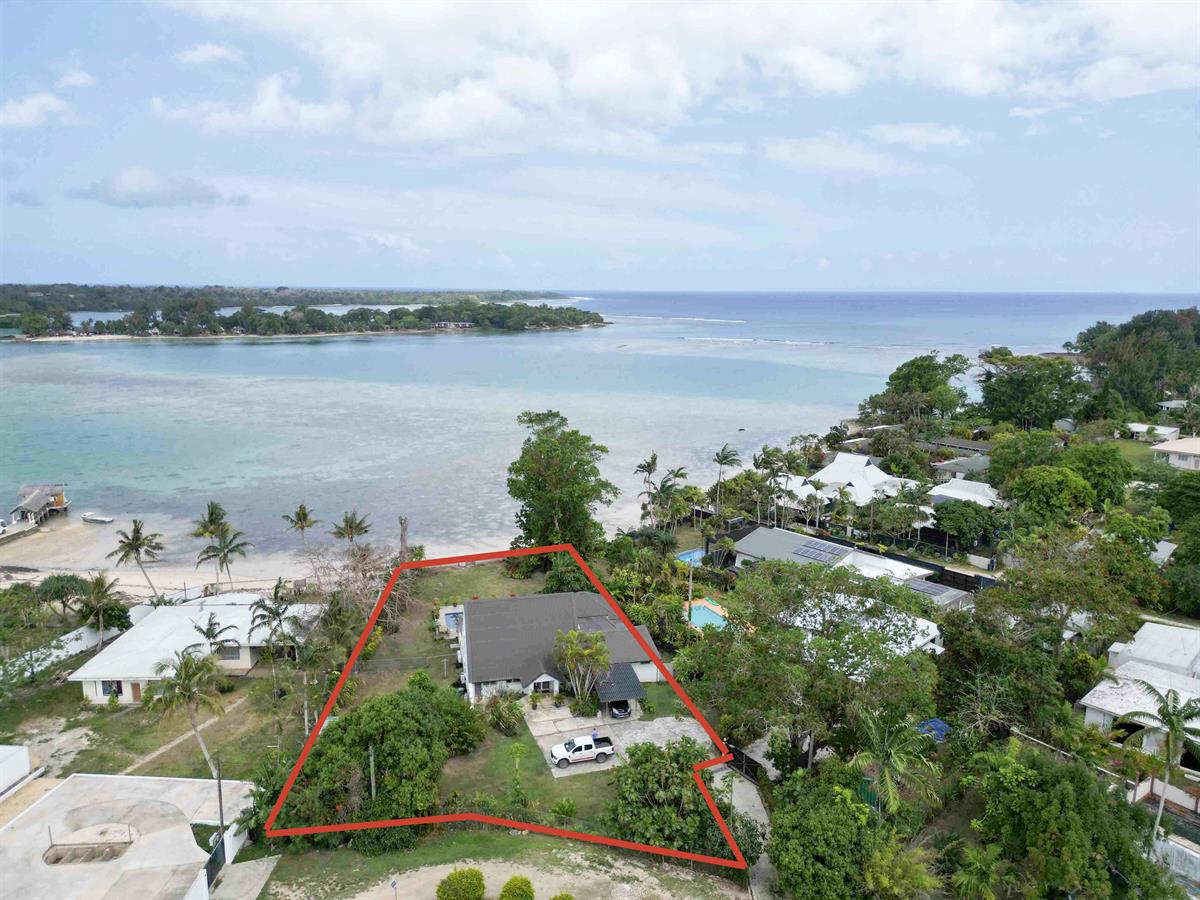 Stunning Family Home with Pool, Beach Access & Erakor Island Views, photo 2 of 36