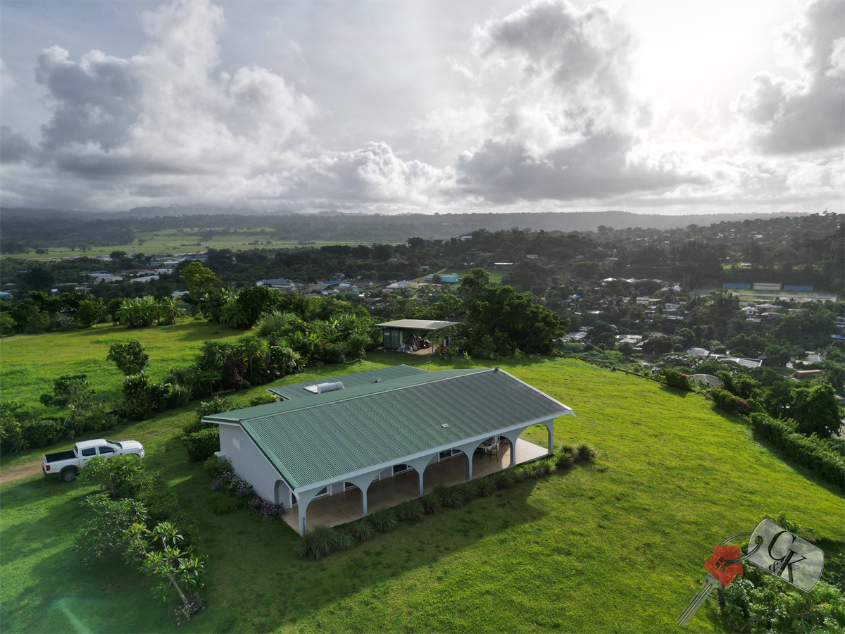 Hilltop Home in Semi-Gated Community, photo 2 of 10