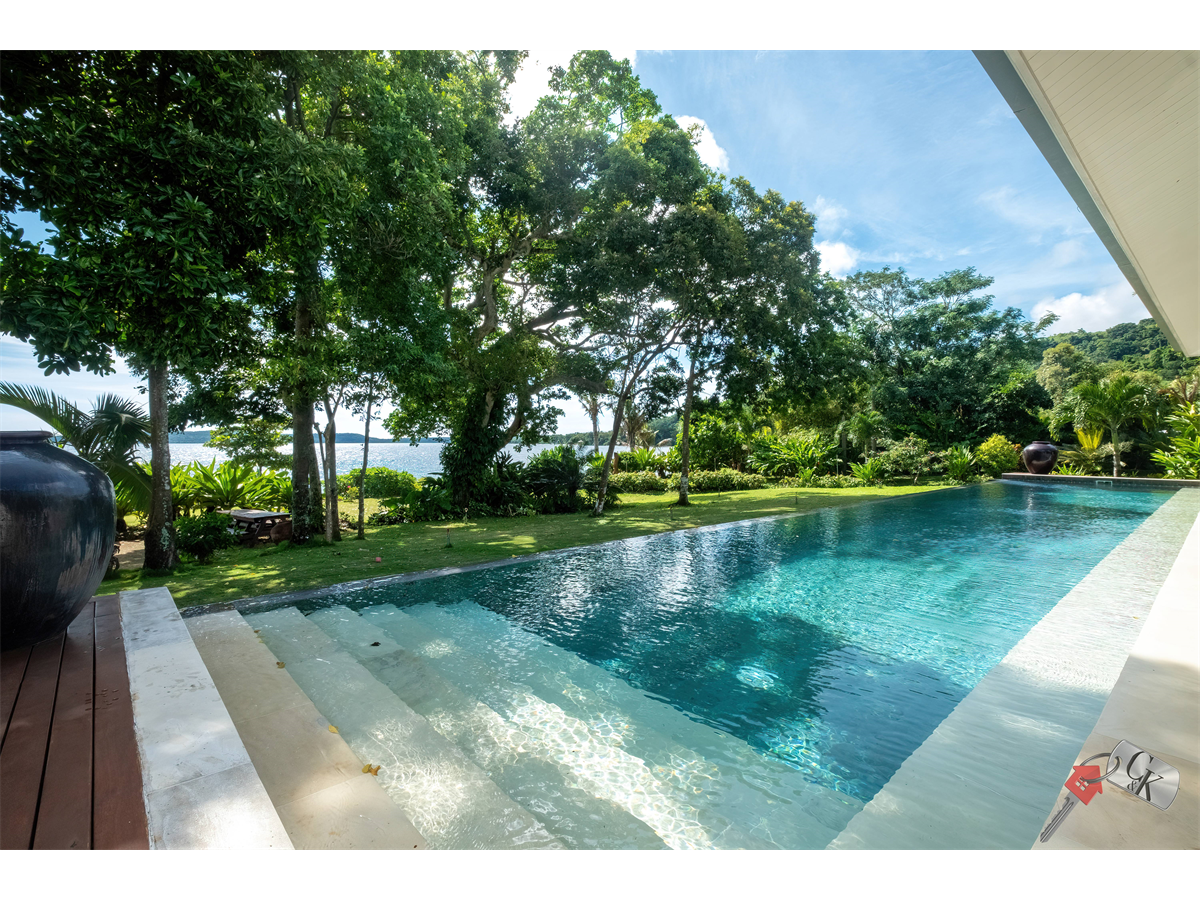 Exceptional Waterfront Residence – Havannah Harbour, photo 2 of 11