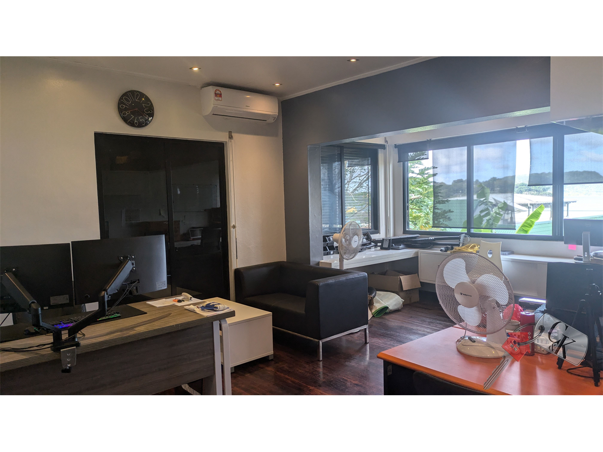 Prime CBD Commercial Office Building, photo 2 of 13